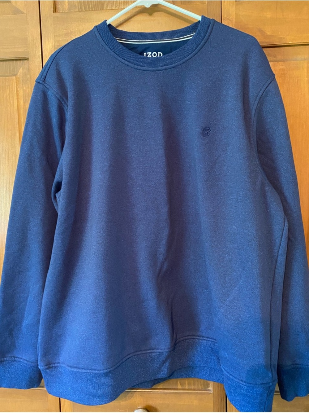 Izod Men’s Navy Blue Crewneck Sweatshirt